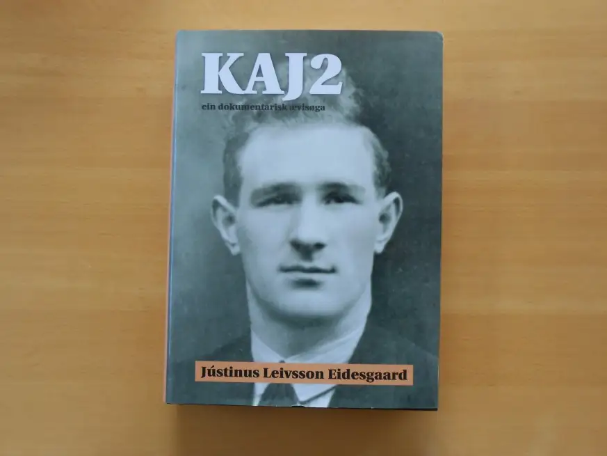 Bøkurnar Eftir KAJ Er  Nú Til Sølu-- Image