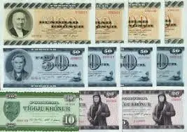 Gamlir Sedlar og Myntir Til Sølu.