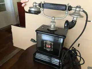 Gamlar Antikk Telefonir Til Sølu. - Image 2