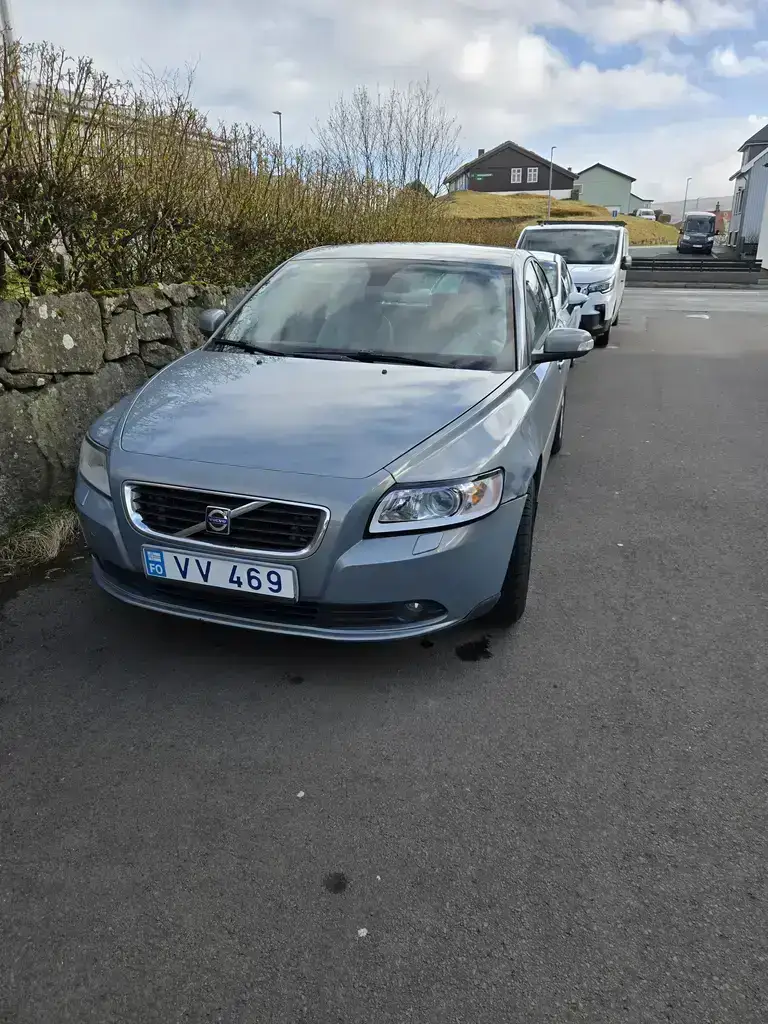 Volvo V40