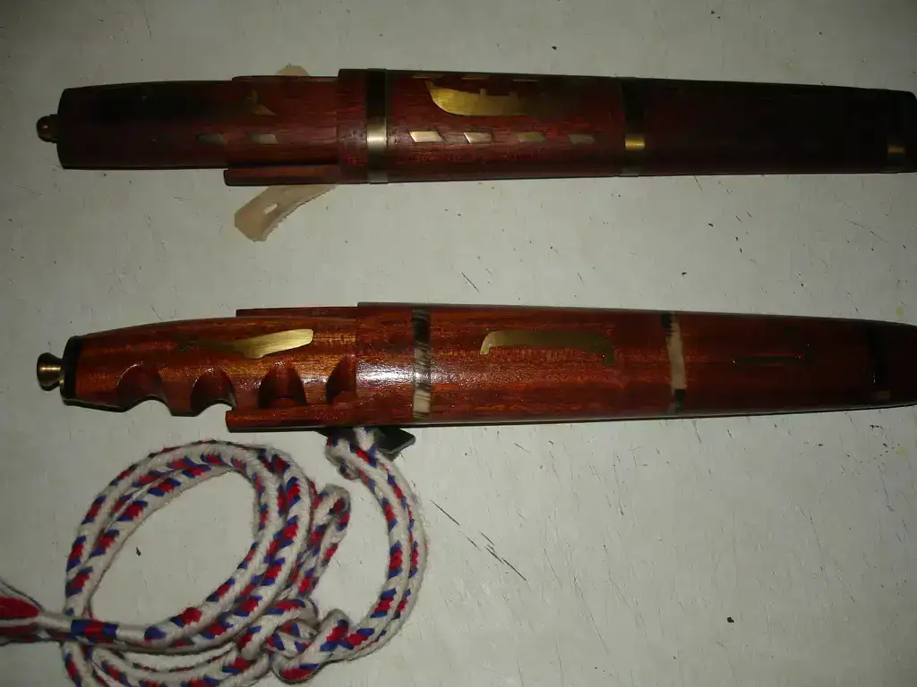 Sera Vakur  Grindaknívur Til Sølu..