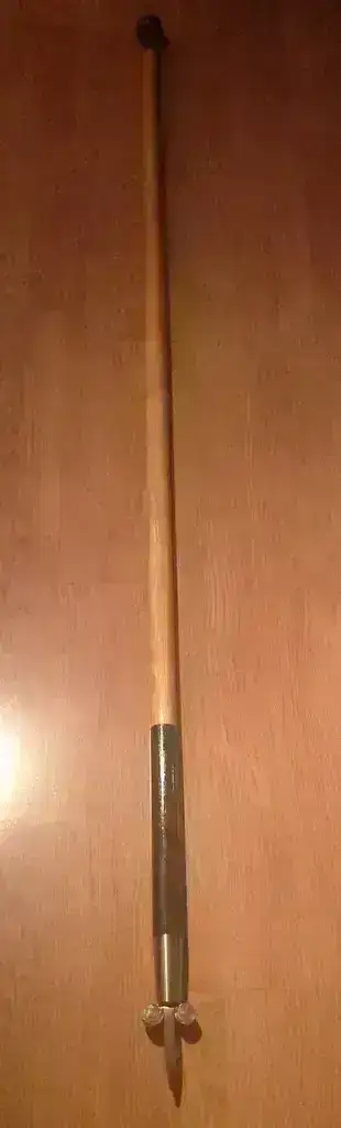 Fjallstavur Til Gongutúrar o.a. Til  Sølu.. Image