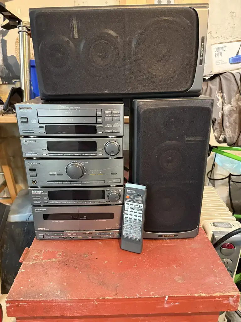 Pioneer Stereo Anlegg til Sølu - Image 1