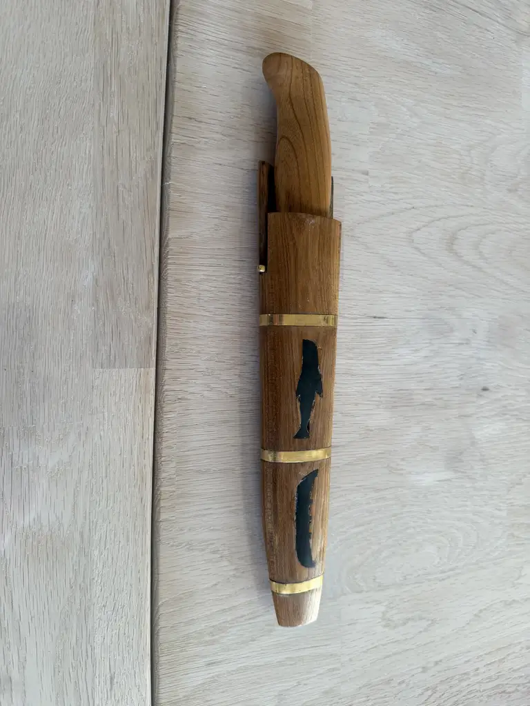 Sera Vakur og sermerktur Grindaknívur Til Sølu - Image 2