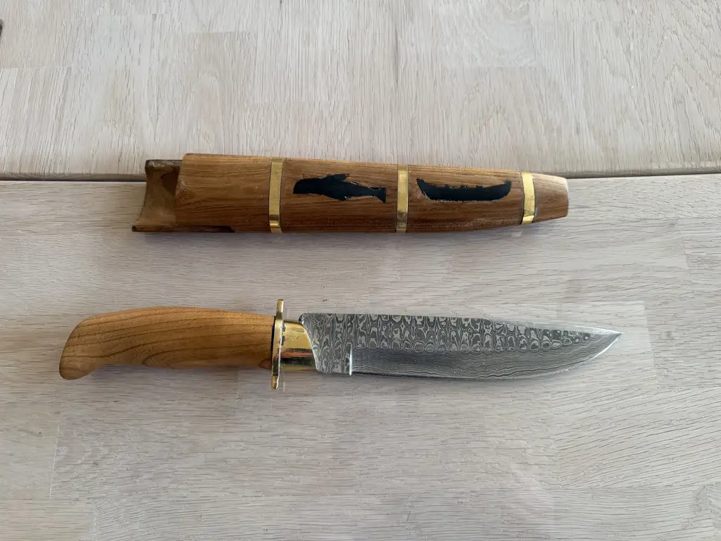 Sera Vakur og sermerktur Grindaknívur Til Sølu - Image 3